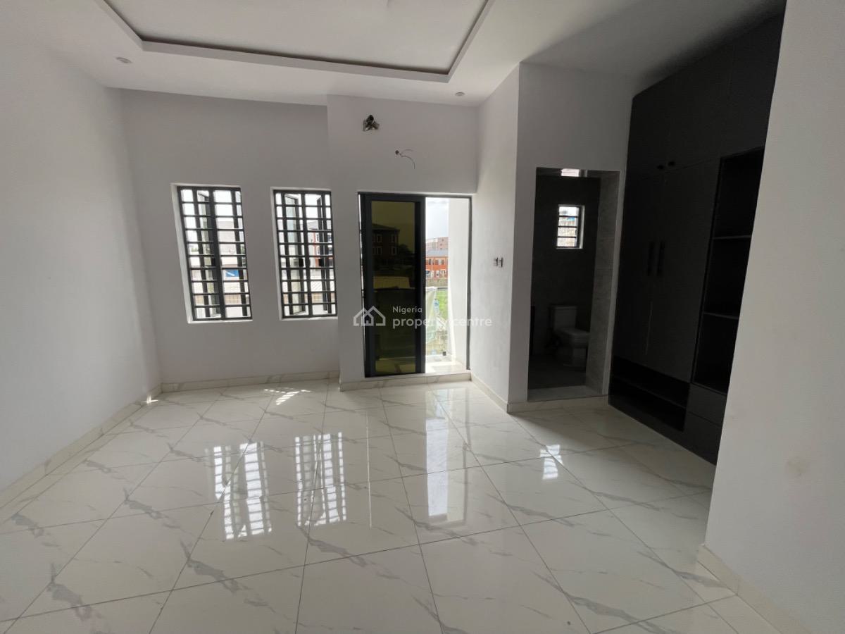 3 Bedroom Terrace Self Compound, Spring Valley Estate, Alasia, Ajah, Lagos, Terraced Duplex for Sale