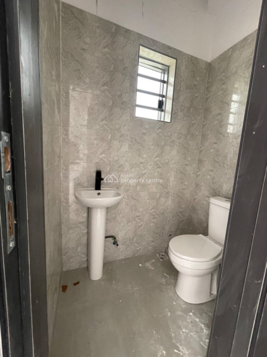 3 Bedroom Terrace Self Compound, Spring Valley Estate, Alasia, Ajah, Lagos, Terraced Duplex for Sale