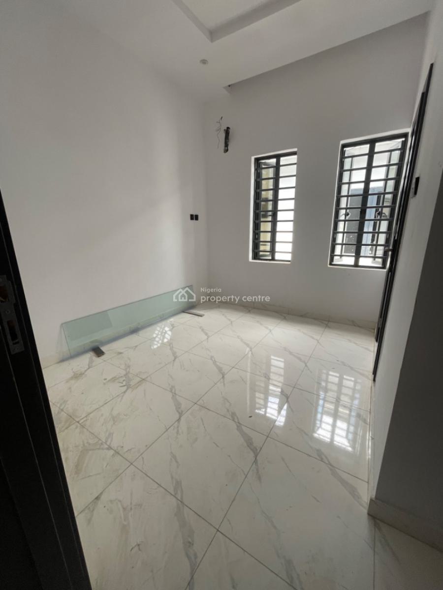 3 Bedroom Terrace Self Compound, Spring Valley Estate, Alasia, Ajah, Lagos, Terraced Duplex for Sale