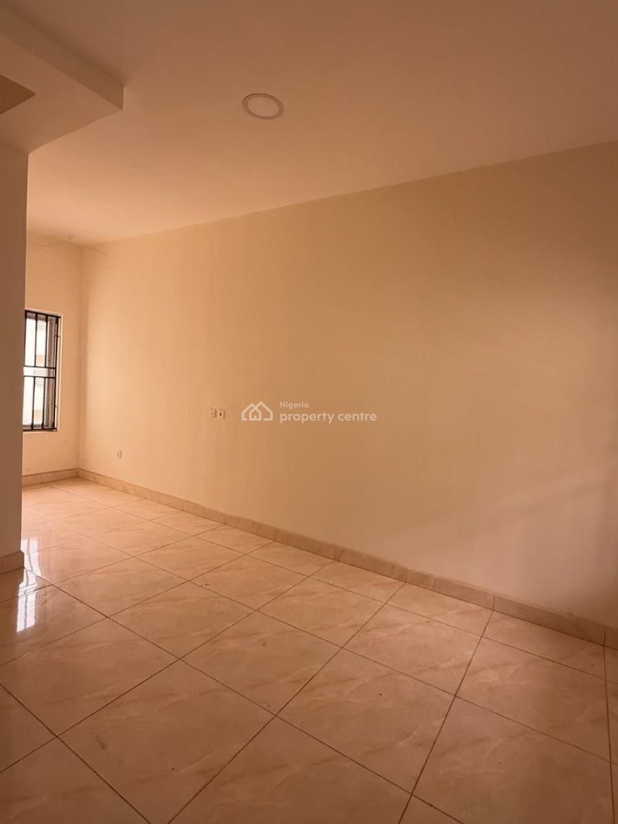 a Newly Constructed 4 Bedroom Terraced Duplex with a 1 Room Bq,, Jahi, Abuja, Terraced Duplex for Rent