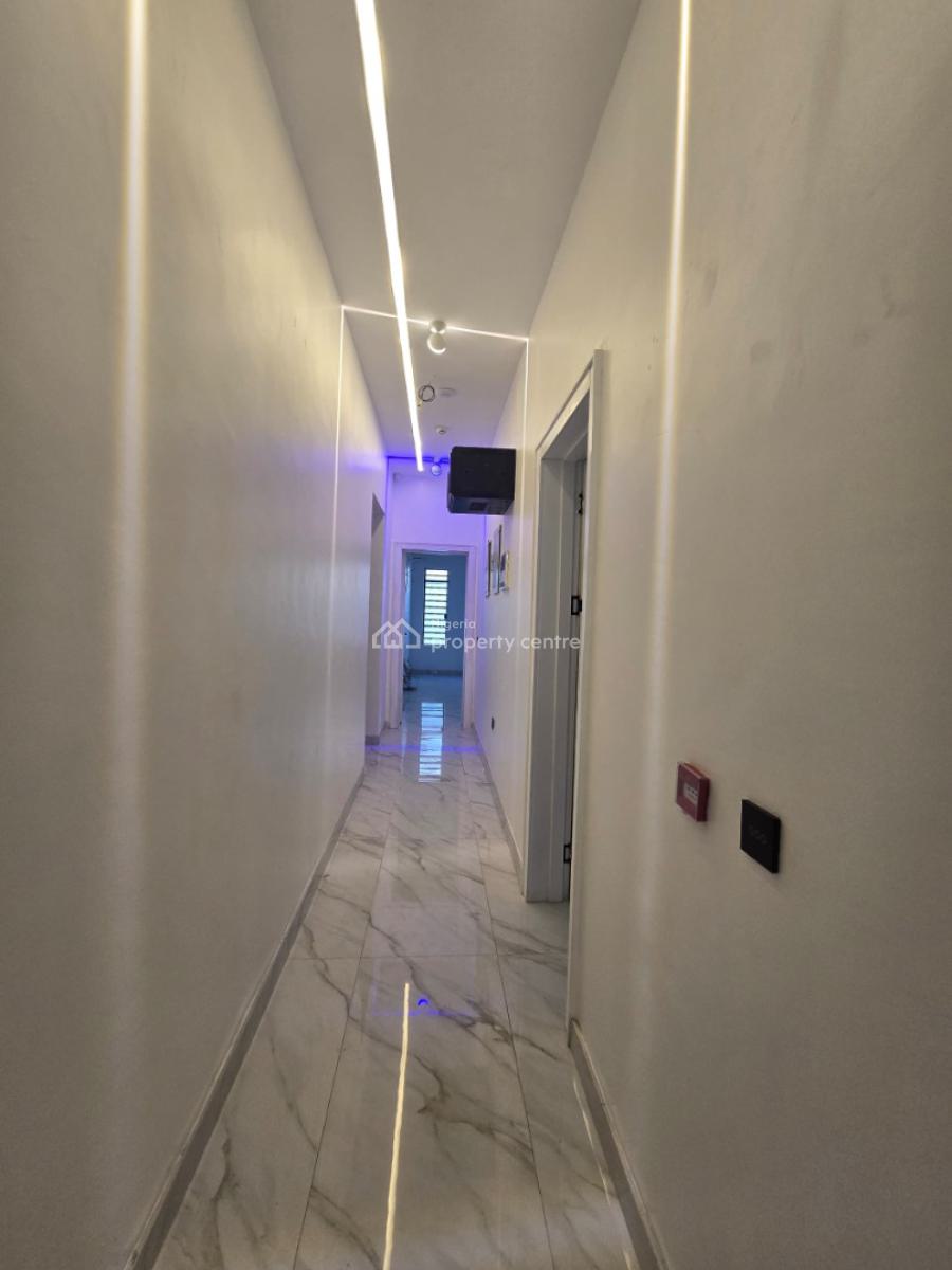 Luxuriously Built 4-bedroom Penthouse with Elevator, Bq & Fitted Kitchen, Lekki Right, Lekki, Lagos, House for Sale