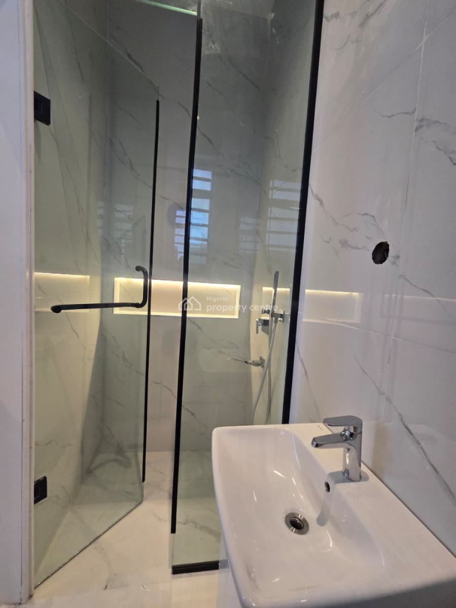 Luxuriously Built 4-bedroom Penthouse with Elevator, Bq & Fitted Kitchen, Lekki Right, Lekki, Lagos, House for Sale