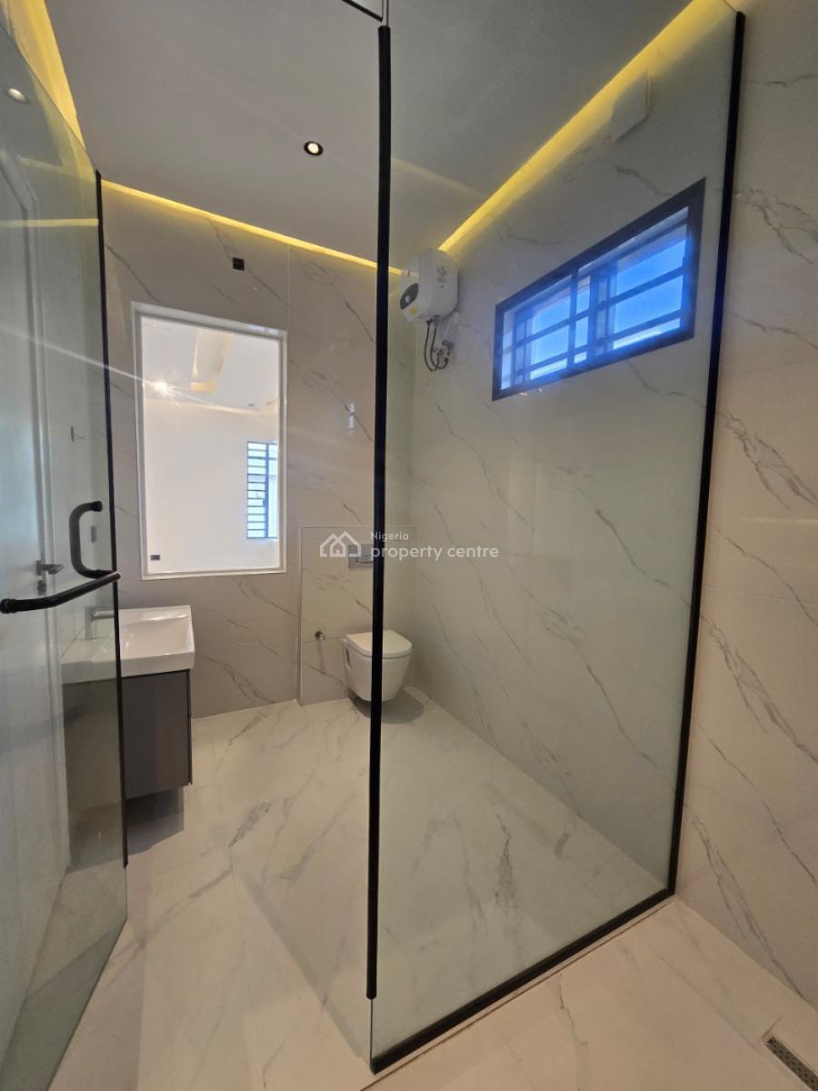 Luxuriously Built 4-bedroom Penthouse with Elevator, Bq & Fitted Kitchen, Lekki Right, Lekki, Lagos, House for Sale