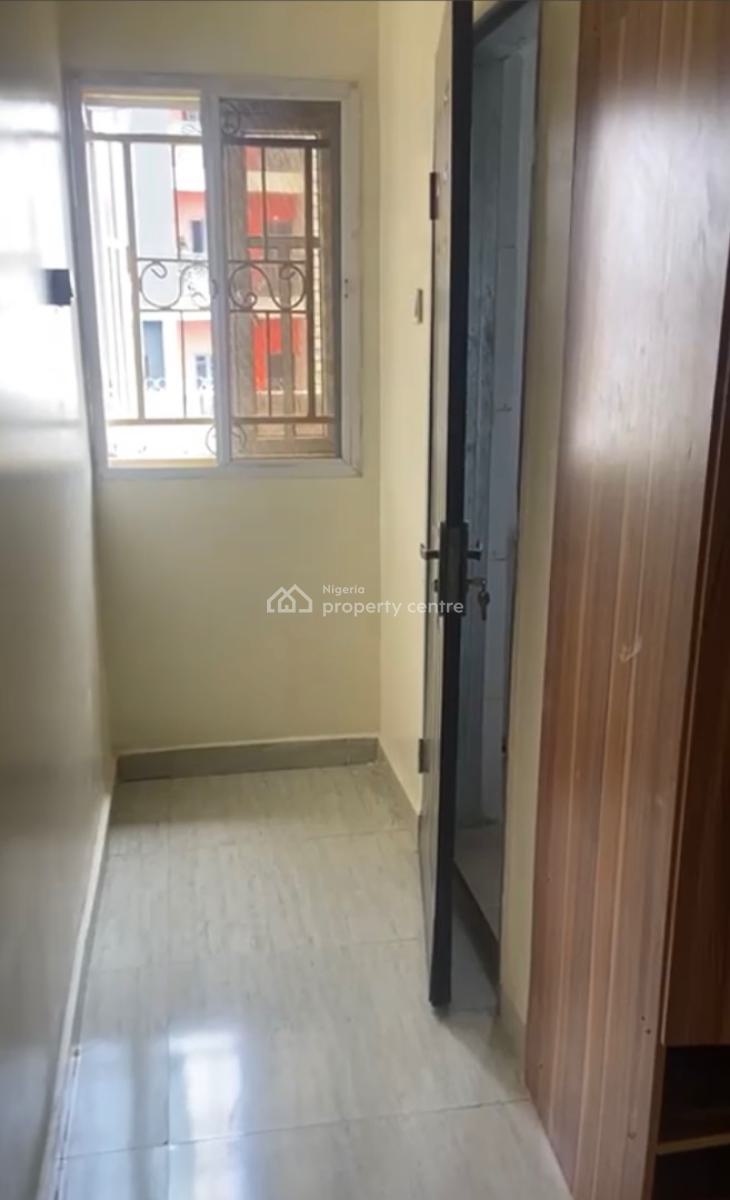 3 Bedrooms Flat, Crescent Street, Fo1 Layout, Kubwa, Abuja, Flat / Apartment for Rent
