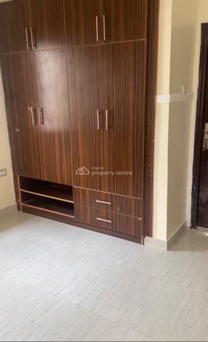 3 Bedrooms Flat, Crescent Street, Fo1 Layout, Kubwa, Abuja, Flat / Apartment for Rent