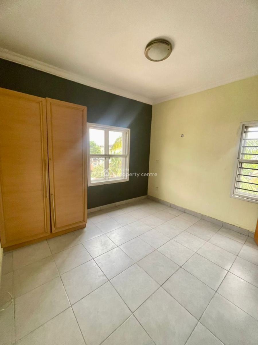 Serviced 2 Bedroom Apartment, Lekki Phase 1, Lekki, Lagos, Flat / Apartment for Rent