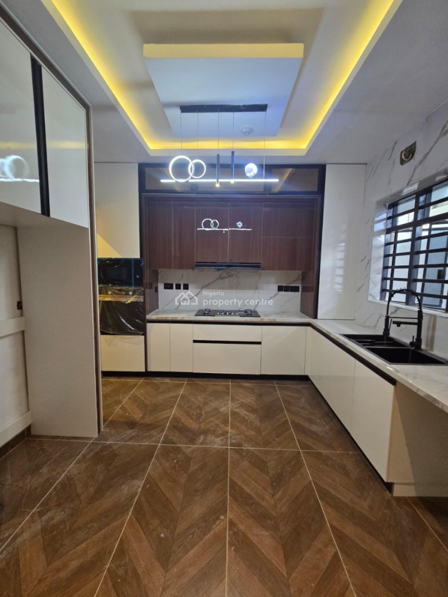Elegant 4-bedroom Terrace Duplex with Bq, Lekki Right, Lekki, Lagos, Terraced Duplex for Sale