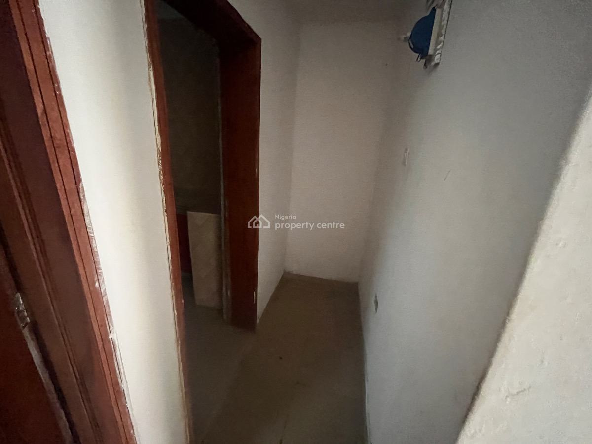 1 Mini Flat, Gra Phase 1, Magodo, Lagos, House for Rent