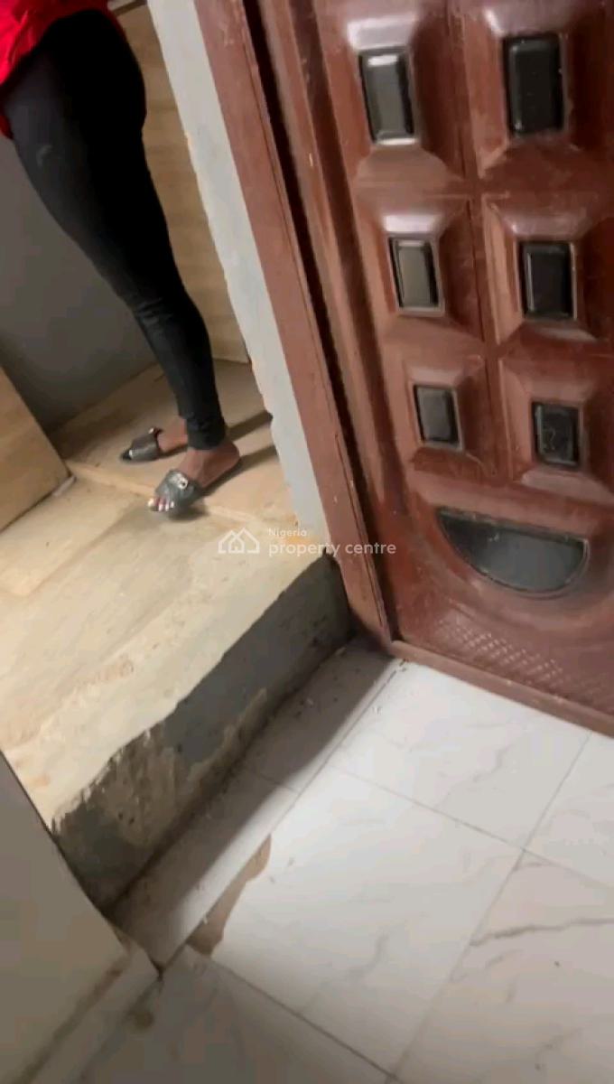 Standard Room Self Contain, Bariga Bus Stop Beside Bokku Supermarket, Bariga, Shomolu, Lagos, Self Contain (single Rooms) for Rent