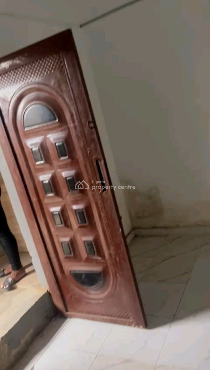 Standard Room Self Contain, Bariga Bus Stop Beside Bokku Supermarket, Bariga, Shomolu, Lagos, Self Contain (single Rooms) for Rent