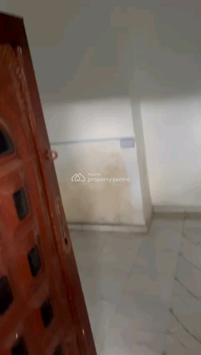 Standard Room Self Contain, Bariga Bus Stop Beside Bokku Supermarket, Bariga, Shomolu, Lagos, Self Contain (single Rooms) for Rent