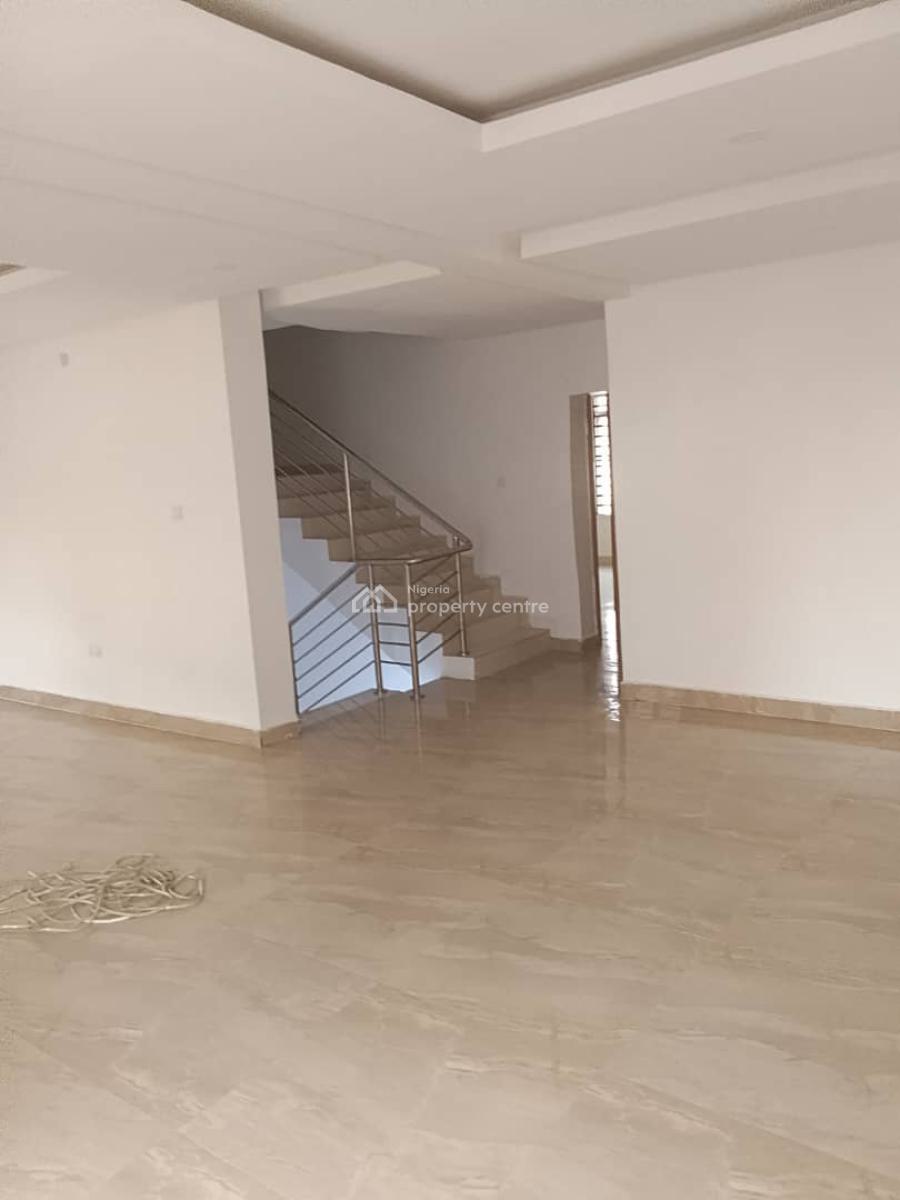 1 Unit of 4 Bedroom-self Compound Semi-detached with 2 Bqs, Bisola Durosimi-etti, Lekki Phase 1, Lekki, Lagos, Semi-detached Duplex for Sale