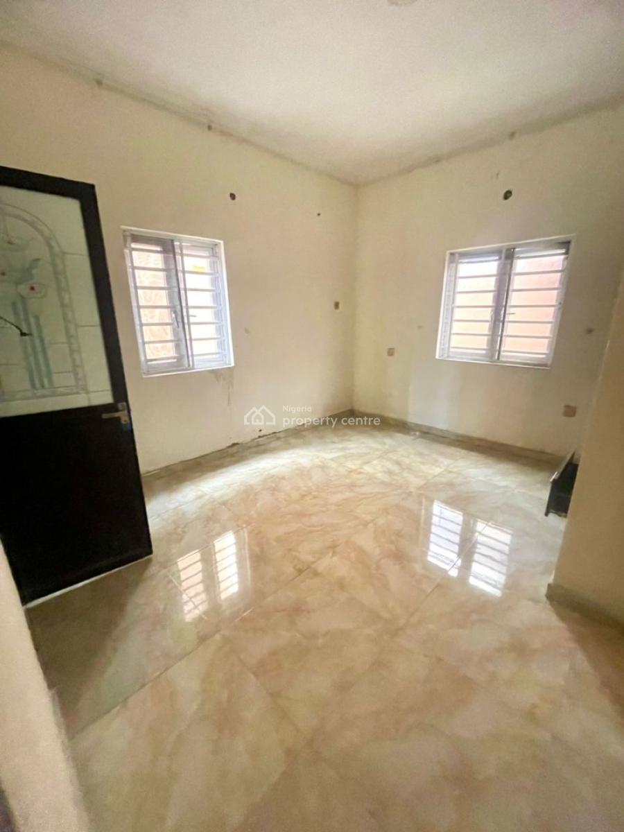 Self Serviced 3 Bedroom Apartment, Lekki Phase 1, Lekki, Lagos, Flat / Apartment for Rent
