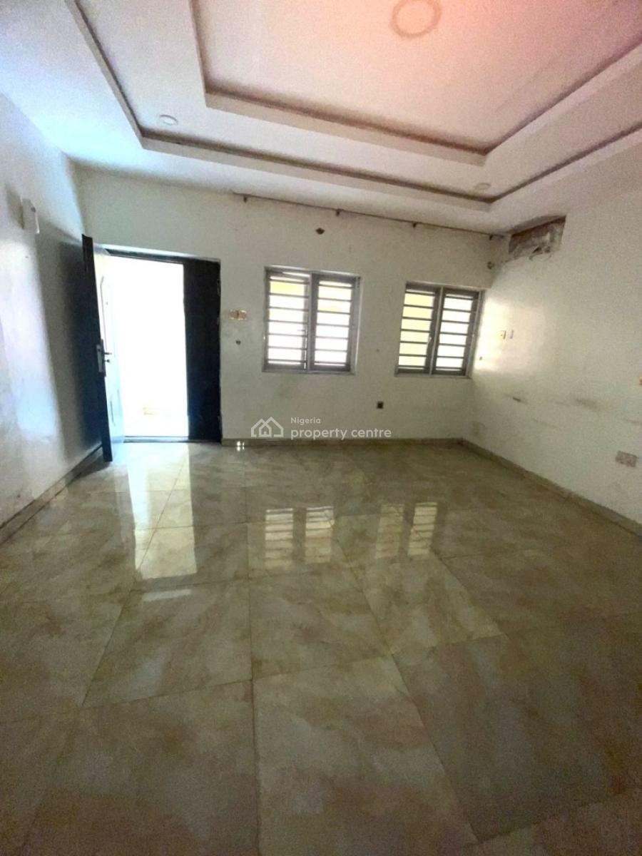Self Serviced 3 Bedroom Apartment, Lekki Phase 1, Lekki, Lagos, Flat / Apartment for Rent