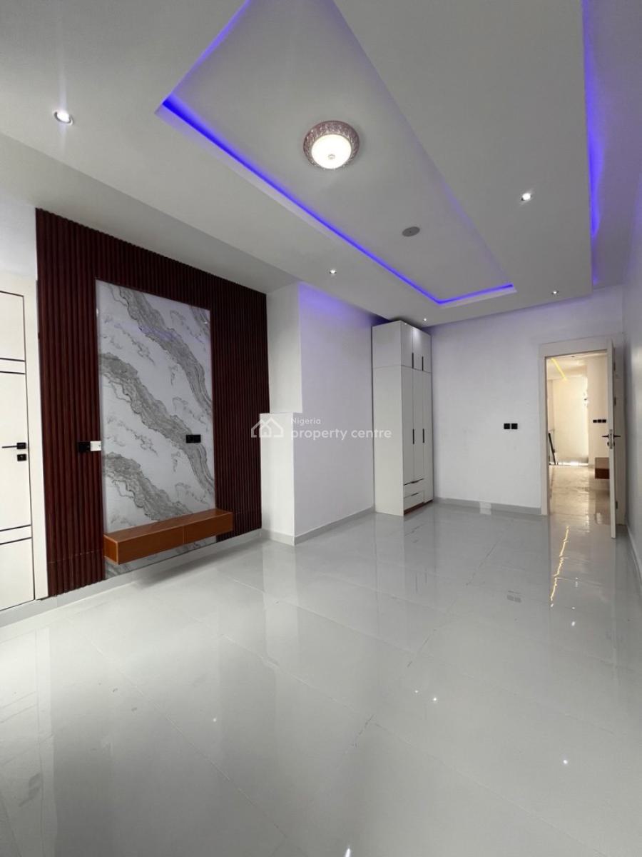 5 Bedroom Detached Duplex + Bq & Swimming Pool, Ajah, Lagos, Detached Duplex for Sale