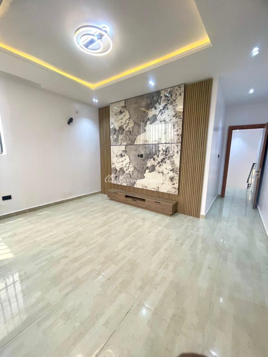 5 Bedroom Detached House with Bq, Lekki Phase 1, Lekki, Lagos, Flat / Apartment for Sale