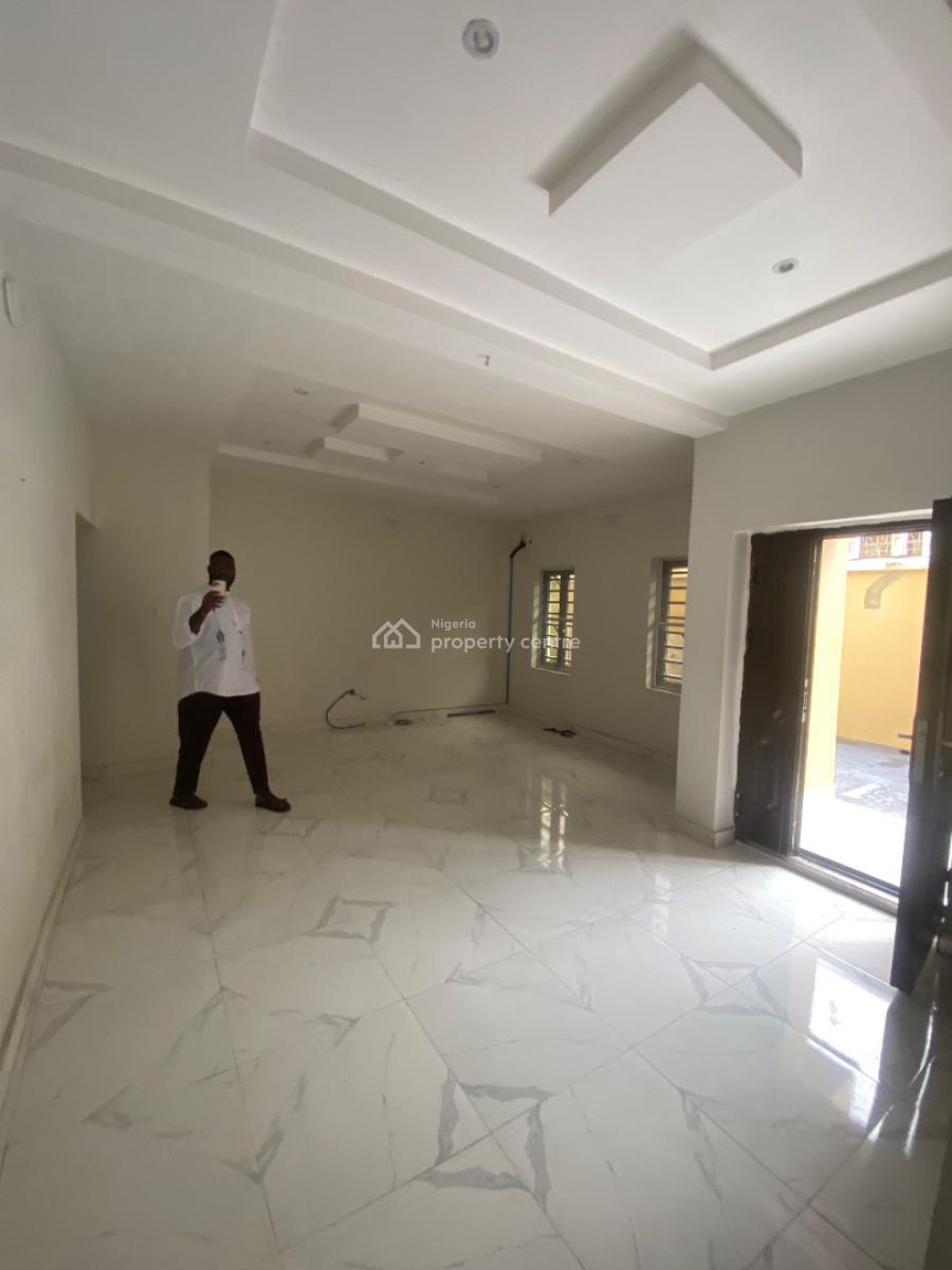 Tastefully Finished 3-bedroom Apartment Ground Floor, Off Adekunle Kuye Via Agbonyin Avenue, Adelabu, Surulere, Lagos, House for Rent
