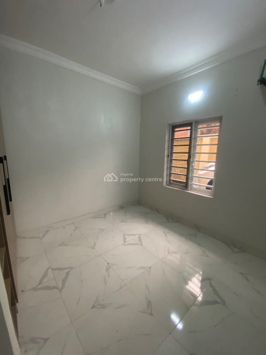 Tastefully Finished 3-bedroom Apartment Ground Floor, Off Adekunle Kuye Via Agbonyin Avenue, Adelabu, Surulere, Lagos, House for Rent