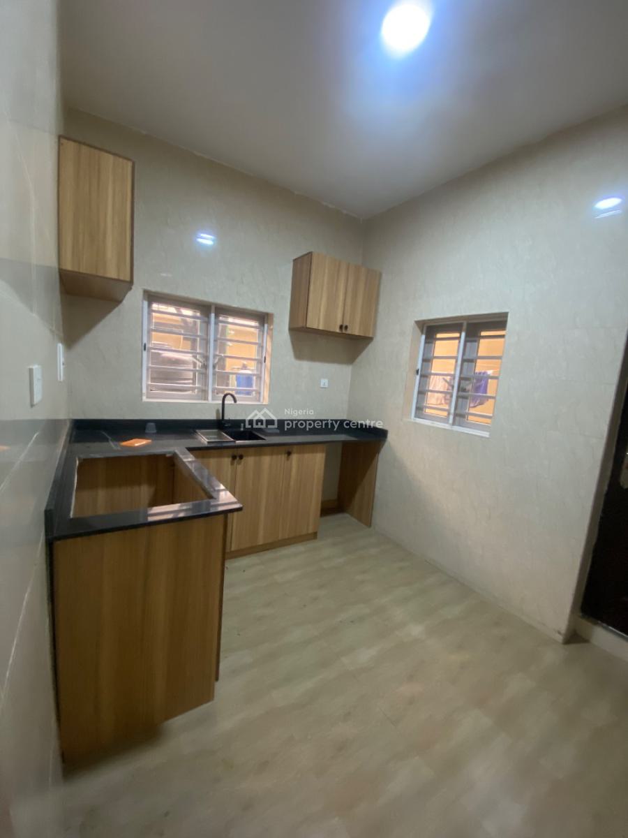 Tastefully Finished 3-bedroom Apartment Ground Floor, Off Adekunle Kuye Via Agbonyin Avenue, Adelabu, Surulere, Lagos, House for Rent