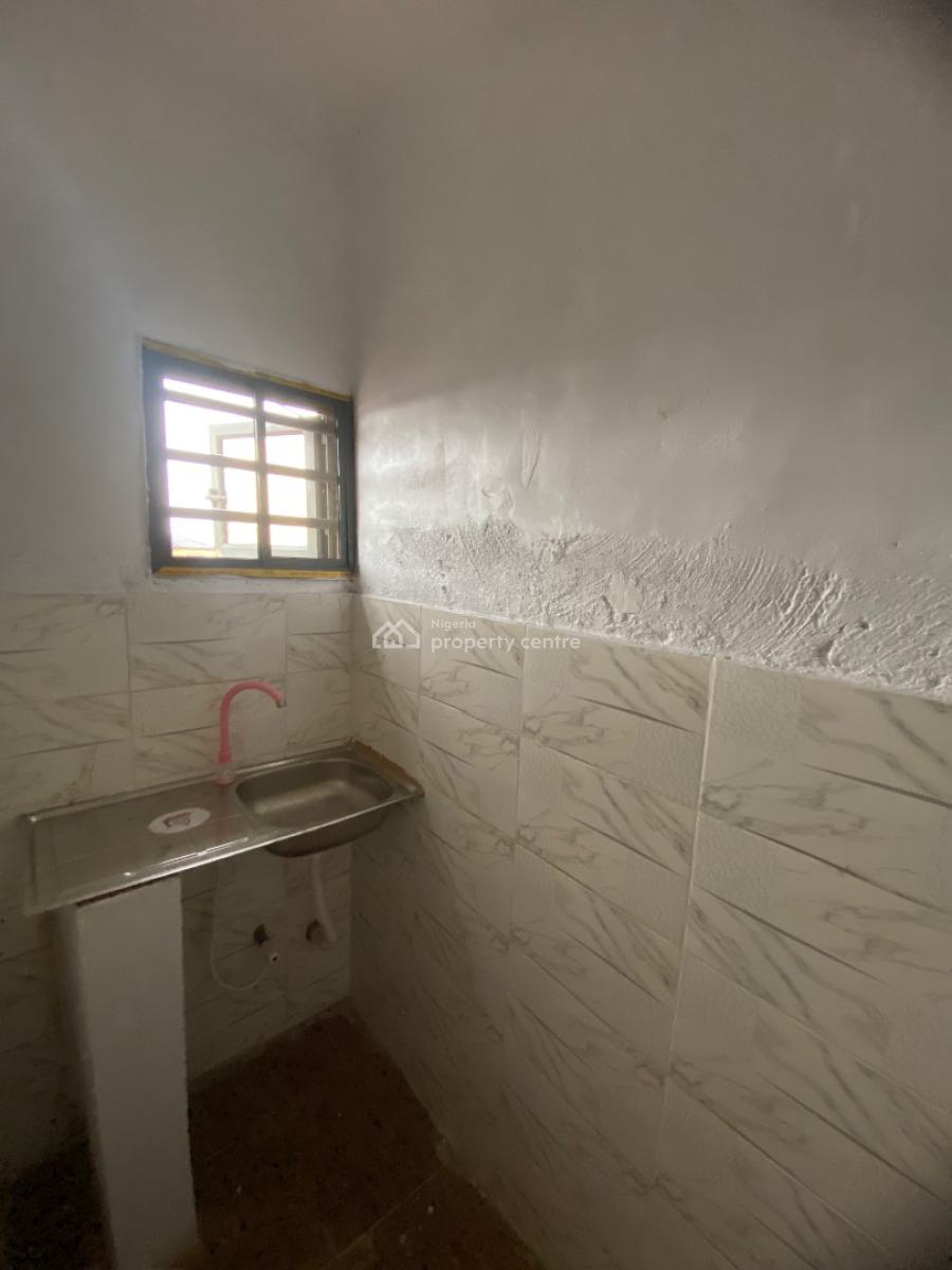 1-bedroom Mini Flat, New Garage, Gbagada, Lagos, Mini Flat (room and Parlour) for Rent