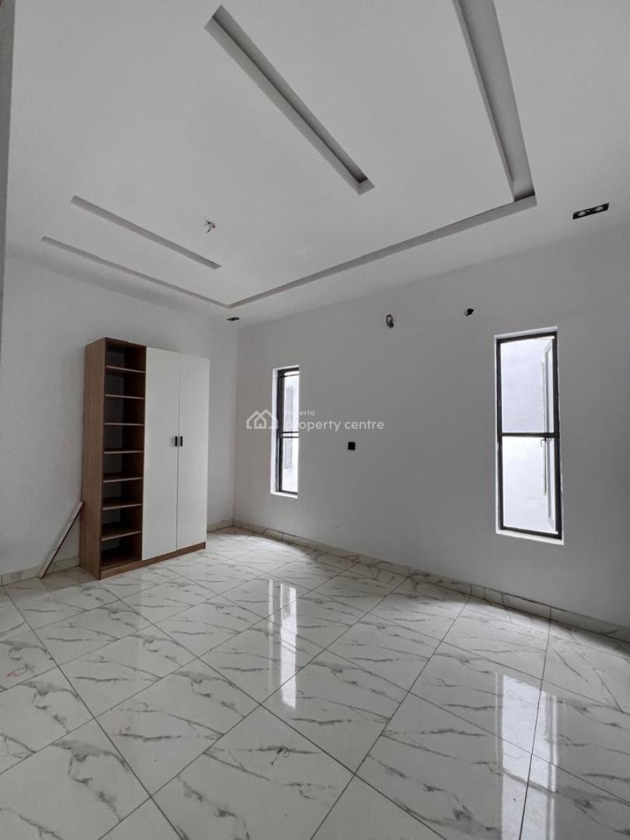 5 Bedroom Detached Duplex + Bq & Swimming Pool, Ajah, Lagos, Detached Duplex for Sale