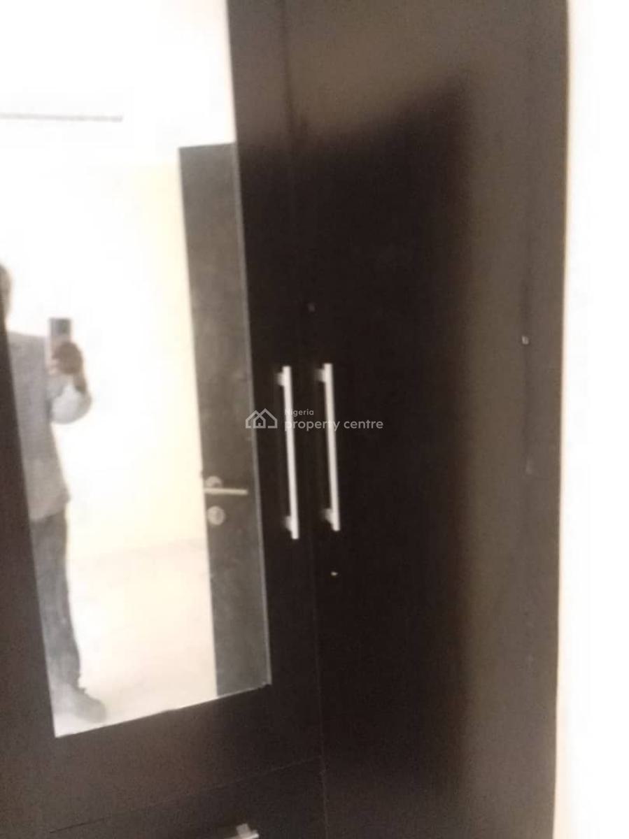 Lovely 3 Bedroom Apartment (ensuite), Ikeja Gra, Ikeja, Lagos, Flat / Apartment for Rent