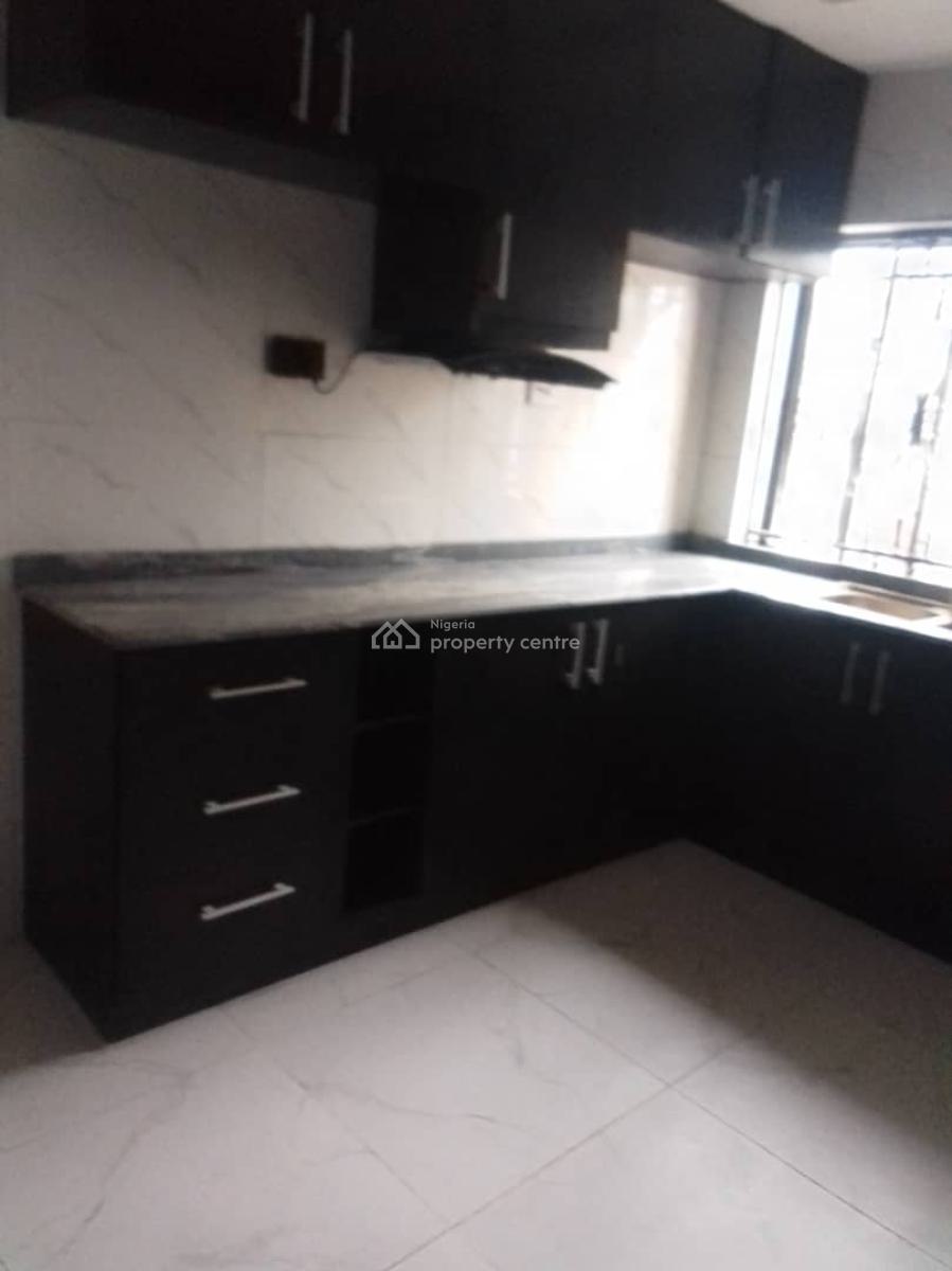 Lovely 3 Bedroom Apartment (ensuite), Ikeja Gra, Ikeja, Lagos, Flat / Apartment for Rent
