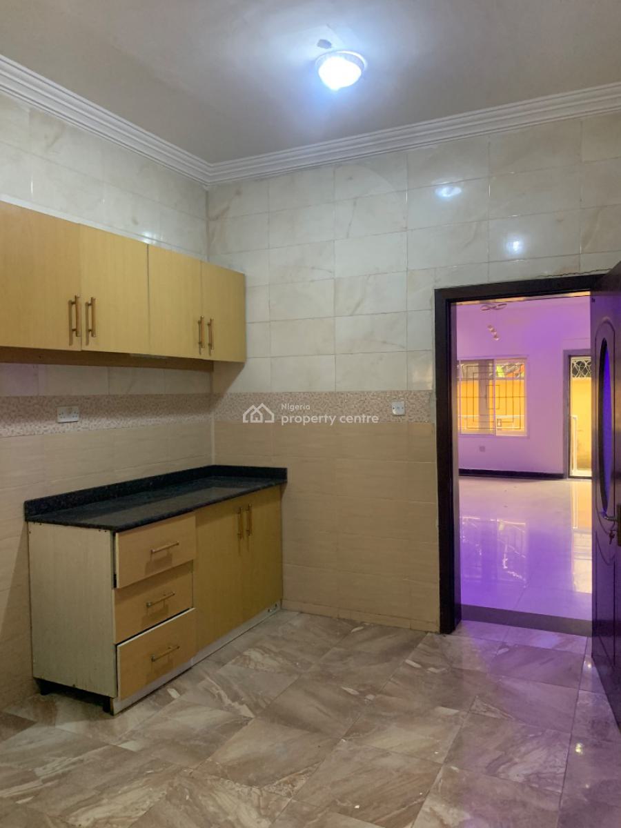 Self Serviced 2 Bedroom Apartment, Lekki Phase 1, Lekki, Lagos, Flat / Apartment for Rent