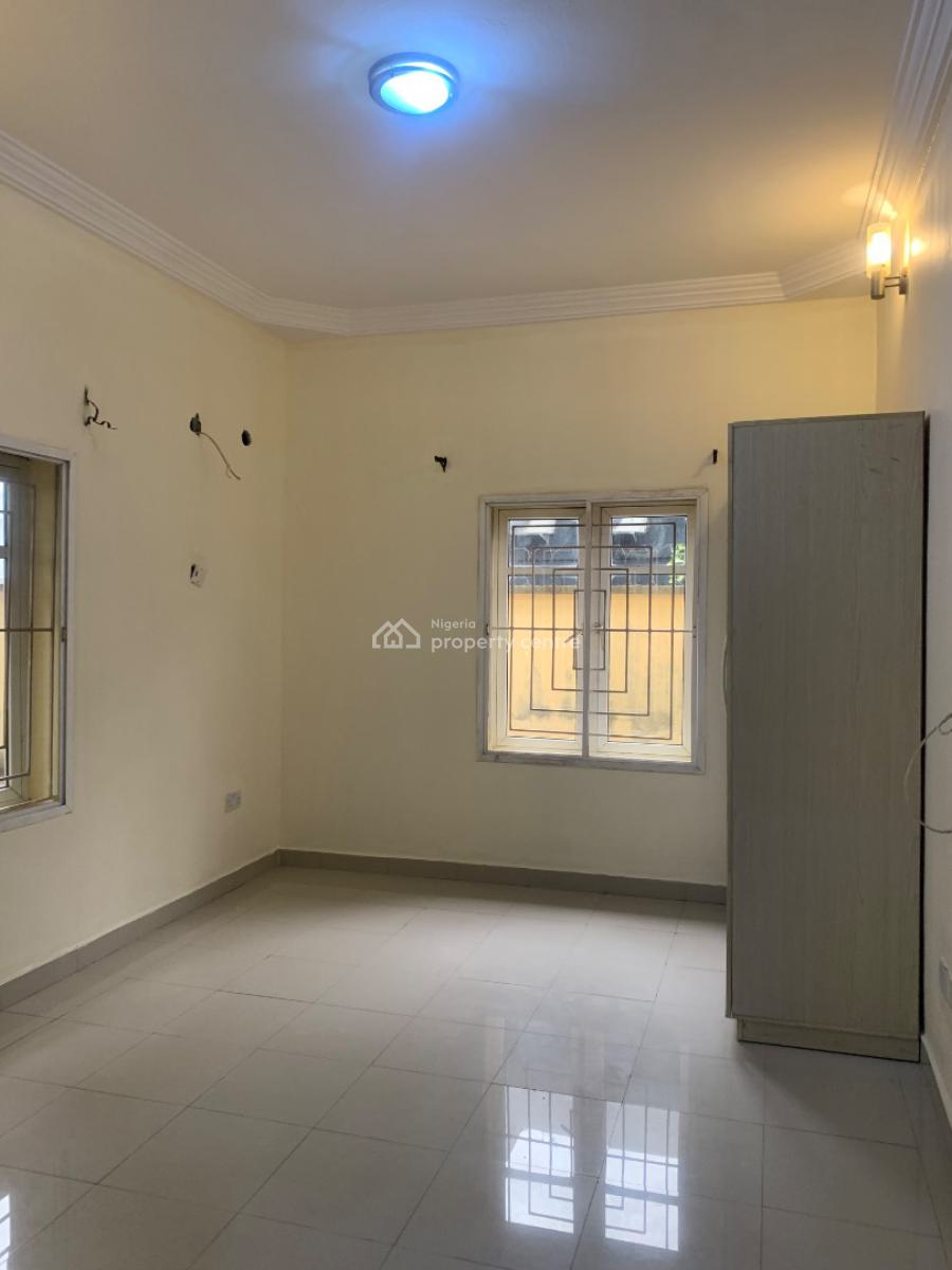 Self Serviced 2 Bedroom Apartment, Lekki Phase 1, Lekki, Lagos, Flat / Apartment for Rent