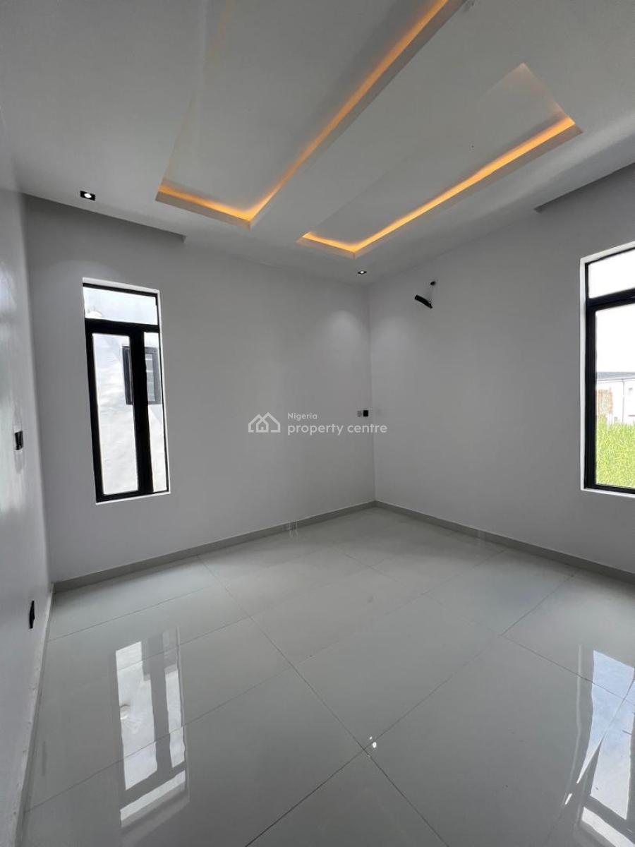 5 Bedroom Detached Duplex + Bq & Swimming Pool, Ajah, Lagos, Detached Duplex for Sale