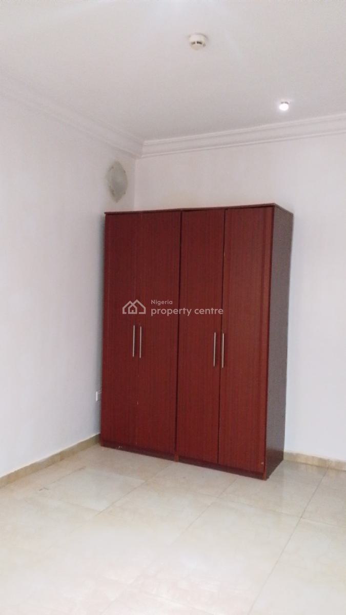 a Spacious King and Queen  Studio Apartment, Chevron Drive North Point Estate Chevron, Lekki, Lagos, Self Contain (single Rooms) for Rent