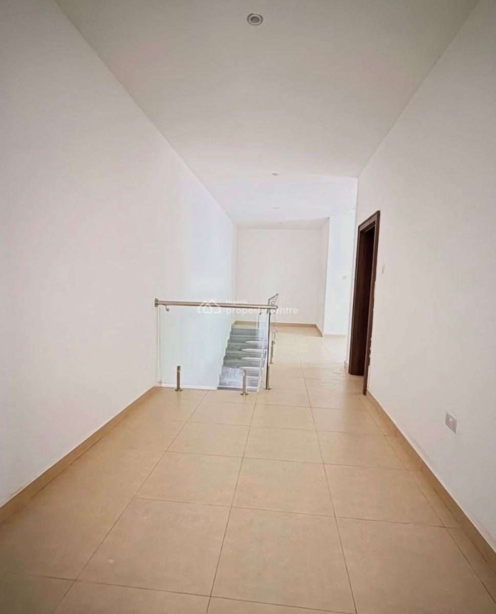 Massive 4 Bedroom Terrace Duplex with a Bq on a Tarred Road, Jahi, Abuja, Terraced Duplex for Rent