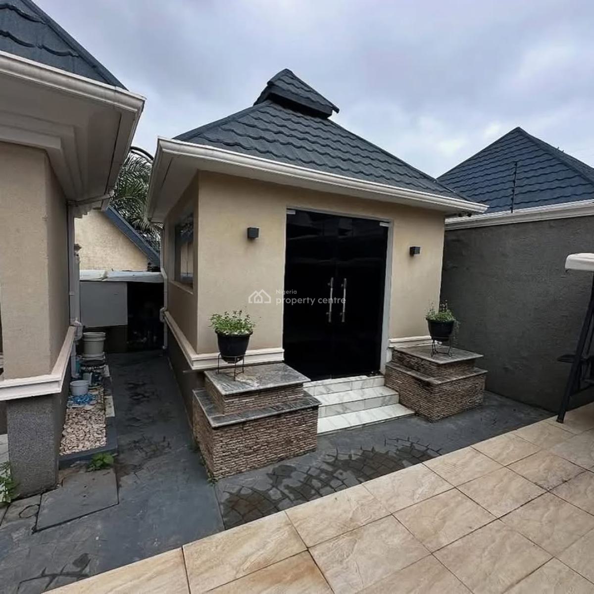 Beautiful 3bedroom Fully Detached Furnished Bungalow,pool,gym,2room Bq, Suncity Estate. Serene Neighborhood, Galadimawa, Abuja, Detached Bungalow for Sale