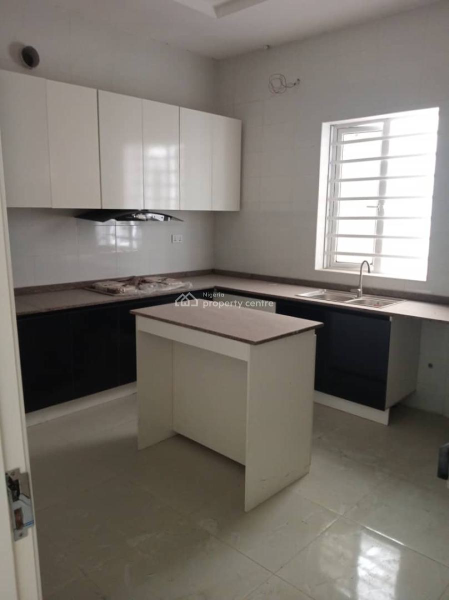 Spacious 4-bedroom Semi-detached Duplex + Bq, Orchid, Lekki, Lagos, Semi-detached Duplex for Rent