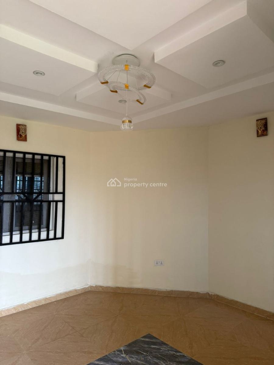 3bedroom Flat with Sweet Modern Facilities, Kasumu Estate,off Akala Express, Ibadan, Ibadan, Oyo, Flat / Apartment for Rent