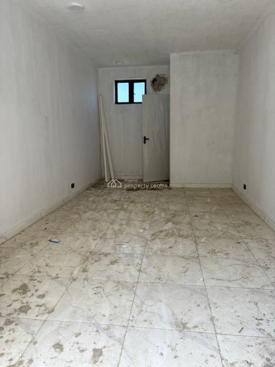 Shop Space, Mobil Road, Ilaje, Ajah, Lagos, Shop for Sale