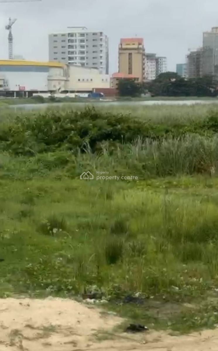 Prime Location Plot of Land Measuring 3000sqm, Directly Facing Lagos - Calabar Road, Behind Eko Hotel, Victoria Island (vi), Lagos, Land for Sale