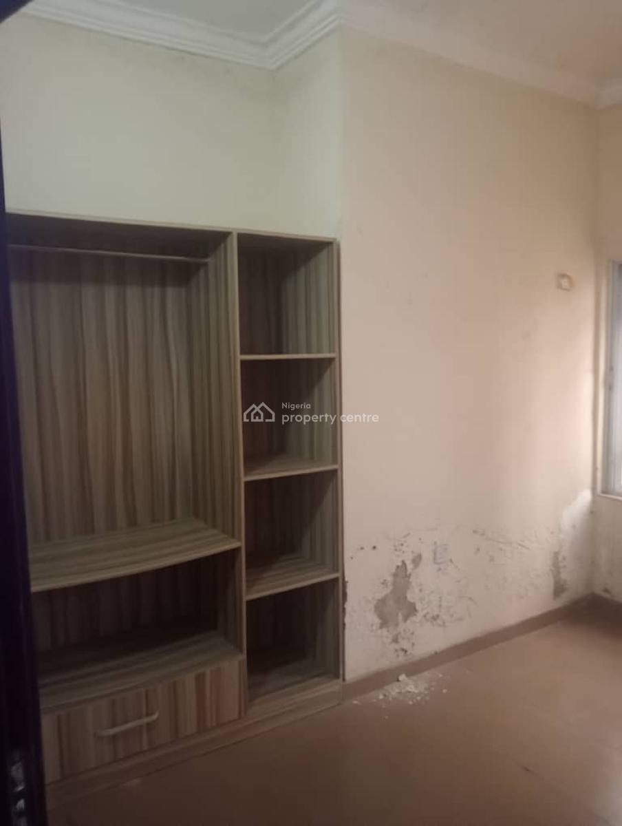 Clean 3 Bedroom Flat Apartment, Unilag Estate, Gra Phase 1, Magodo, Lagos, Flat / Apartment for Rent