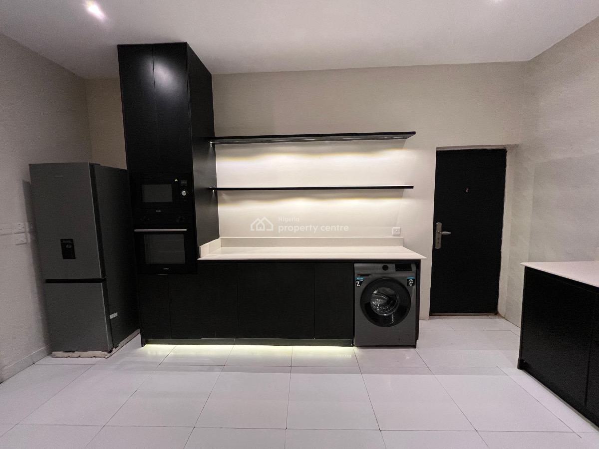 Luxurious 3 Bedroom Apartment with Excellent Features, Vienna, Lekki Phase 1, Lekki, Lagos, Flat / Apartment Short Let