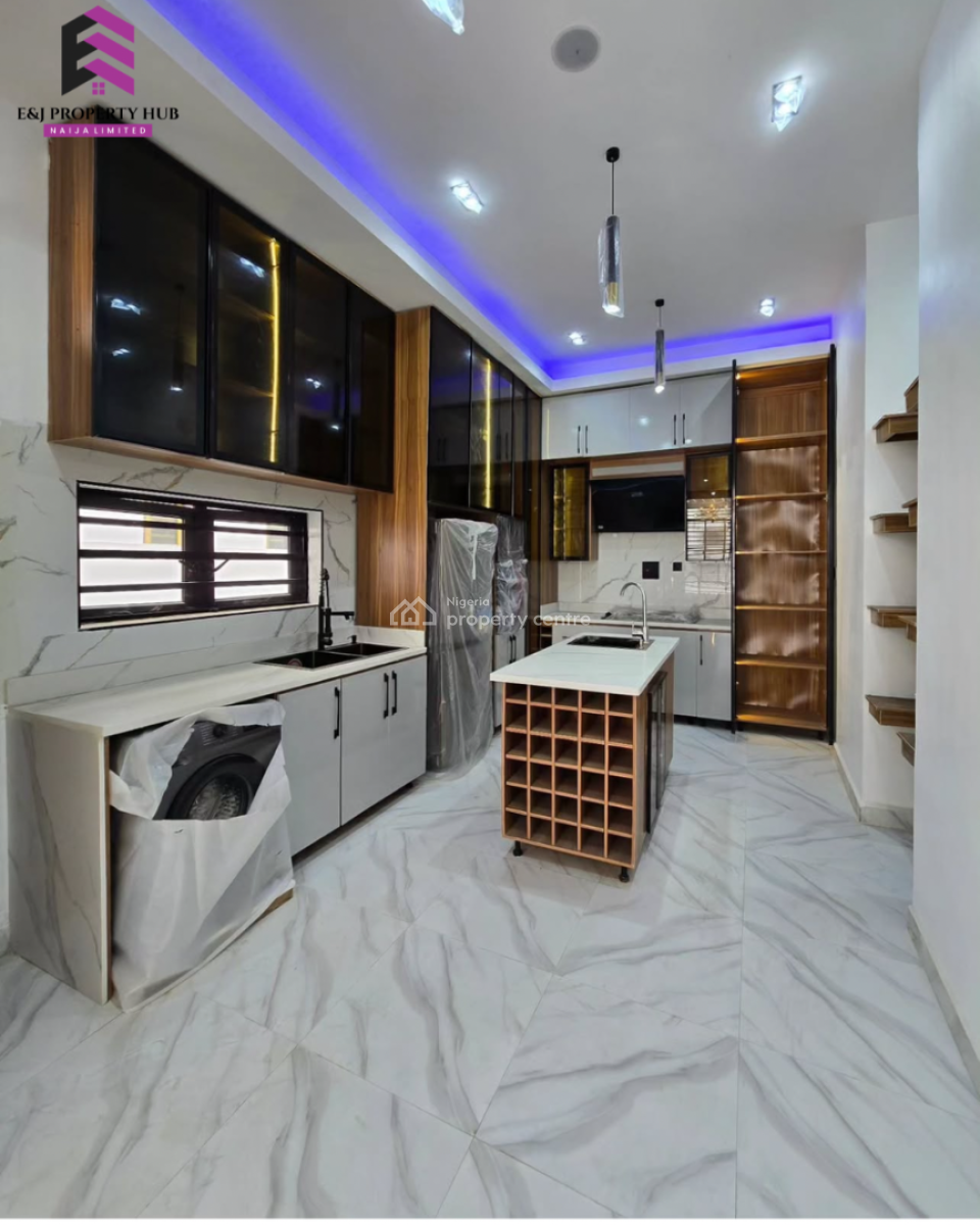 Well Built & Spacious 4 Bedroom Fully Detached Duplex with Bq, Orchid Road, Lekki, Lagos, Detached Duplex for Sale