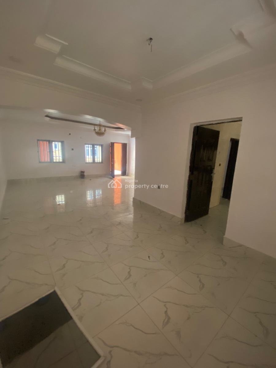 2 Bedroom Apartment Available in a Secured Call to Enter Estate, Bera Estate, Chevron, Lekki, Lagos, Flat / Apartment for Rent