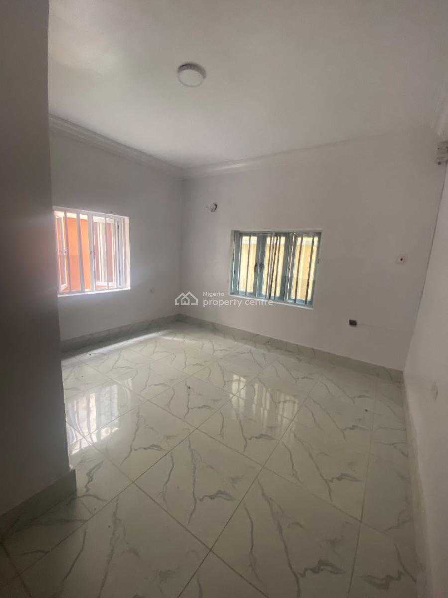 2 Bedroom Apartment Available in a Secured Call to Enter Estate, Bera Estate, Chevron, Lekki, Lagos, Flat / Apartment for Rent