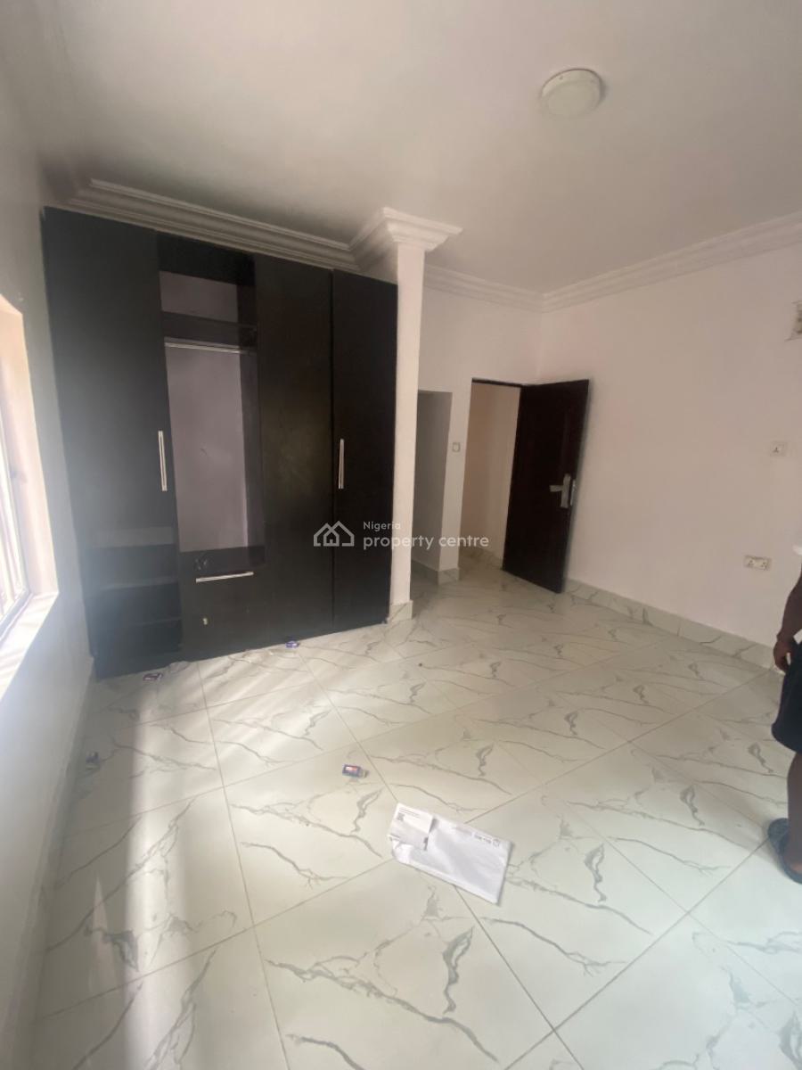 2 Bedroom Apartment Available in a Secured Call to Enter Estate, Bera Estate, Chevron, Lekki, Lagos, Flat / Apartment for Rent