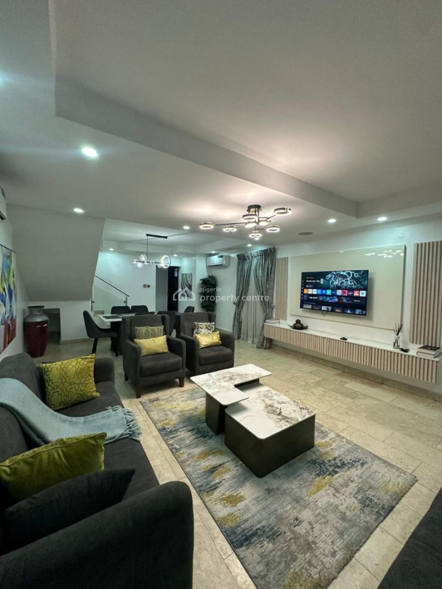 4 Bedroom Maissionate Available, Lekki Phase 1, Lekki, Lagos, Flat / Apartment Short Let
