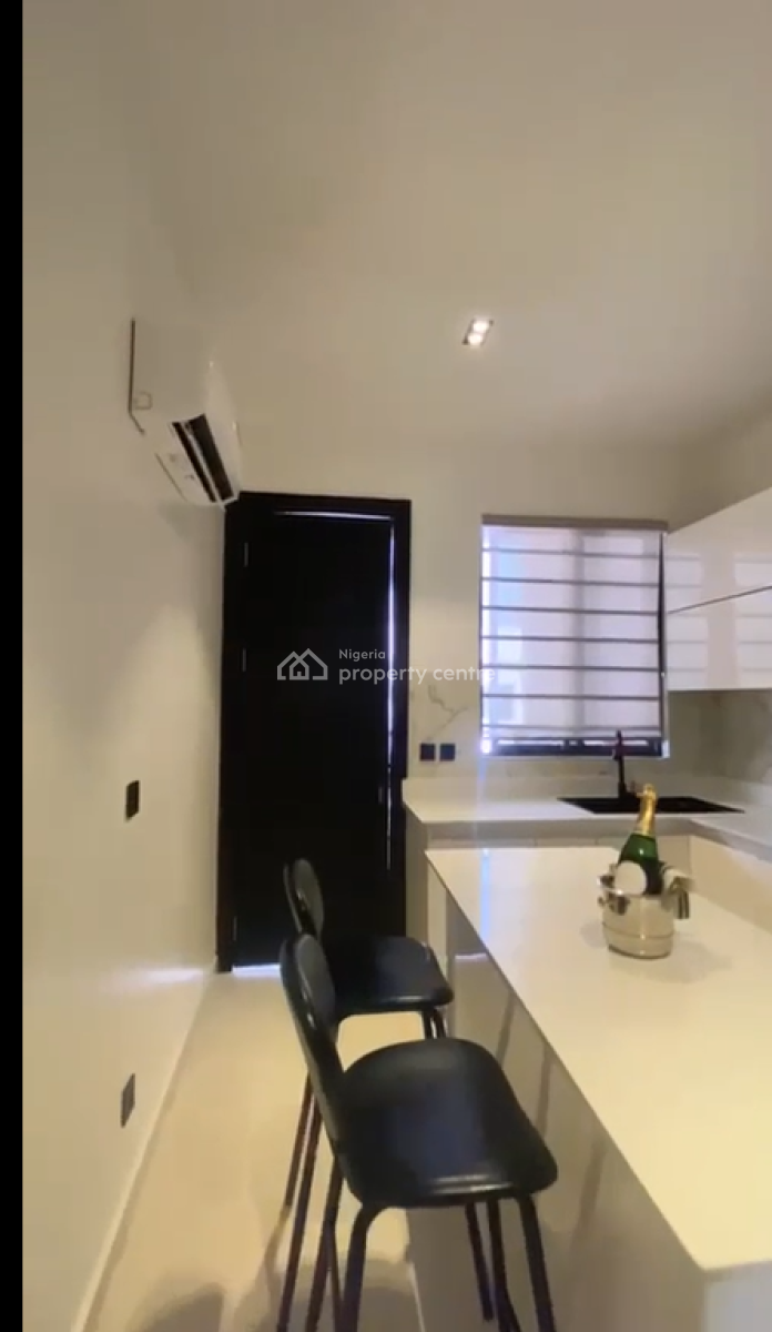 Furnished 3 Bedroom Penthouse with Top-quality Interior Decor, Lekki Phase 1, Lekki, Lagos, Flat / Apartment for Sale