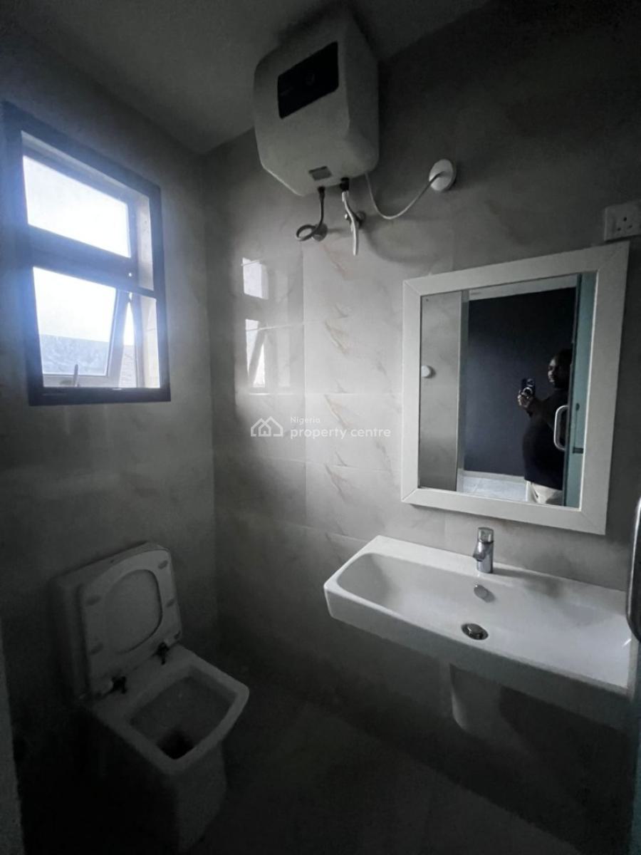 2 Bedroom Flat, Ilaje, Ajah, Lagos, Flat / Apartment for Rent