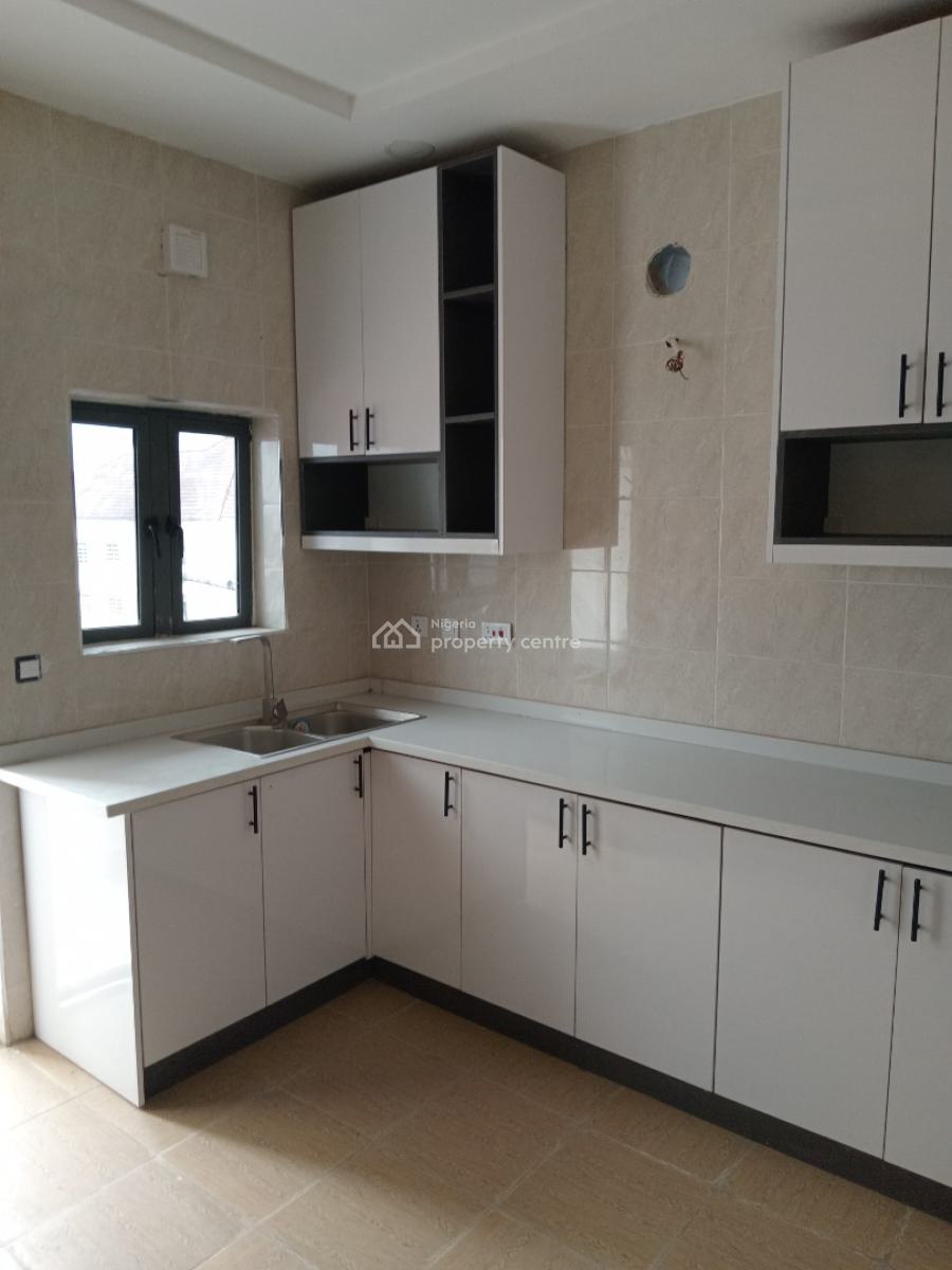 a Brand New Spacious 3 Bedroom Flat, Mabushi, Abuja, Flat / Apartment for Rent