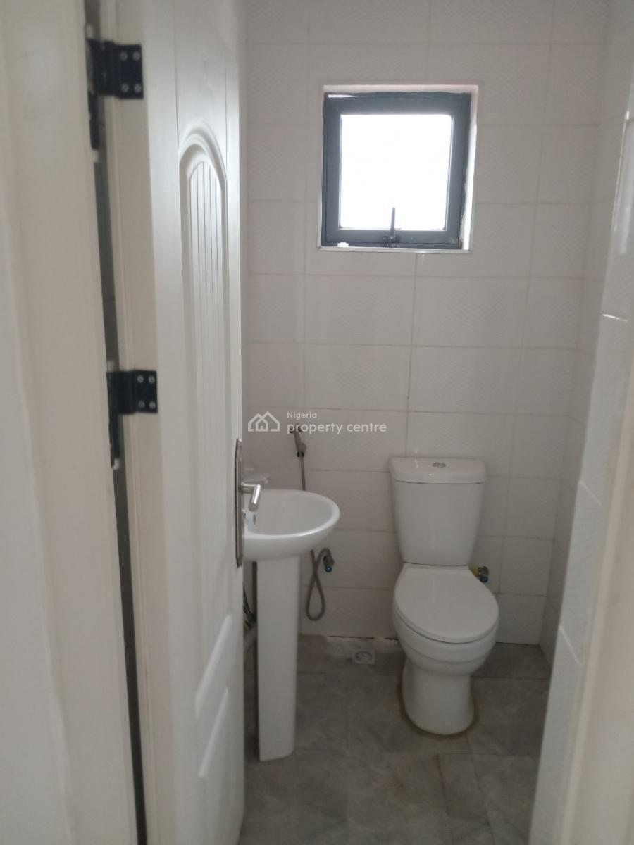 a Brand New Spacious 3 Bedroom Flat, Mabushi, Abuja, Flat / Apartment for Rent
