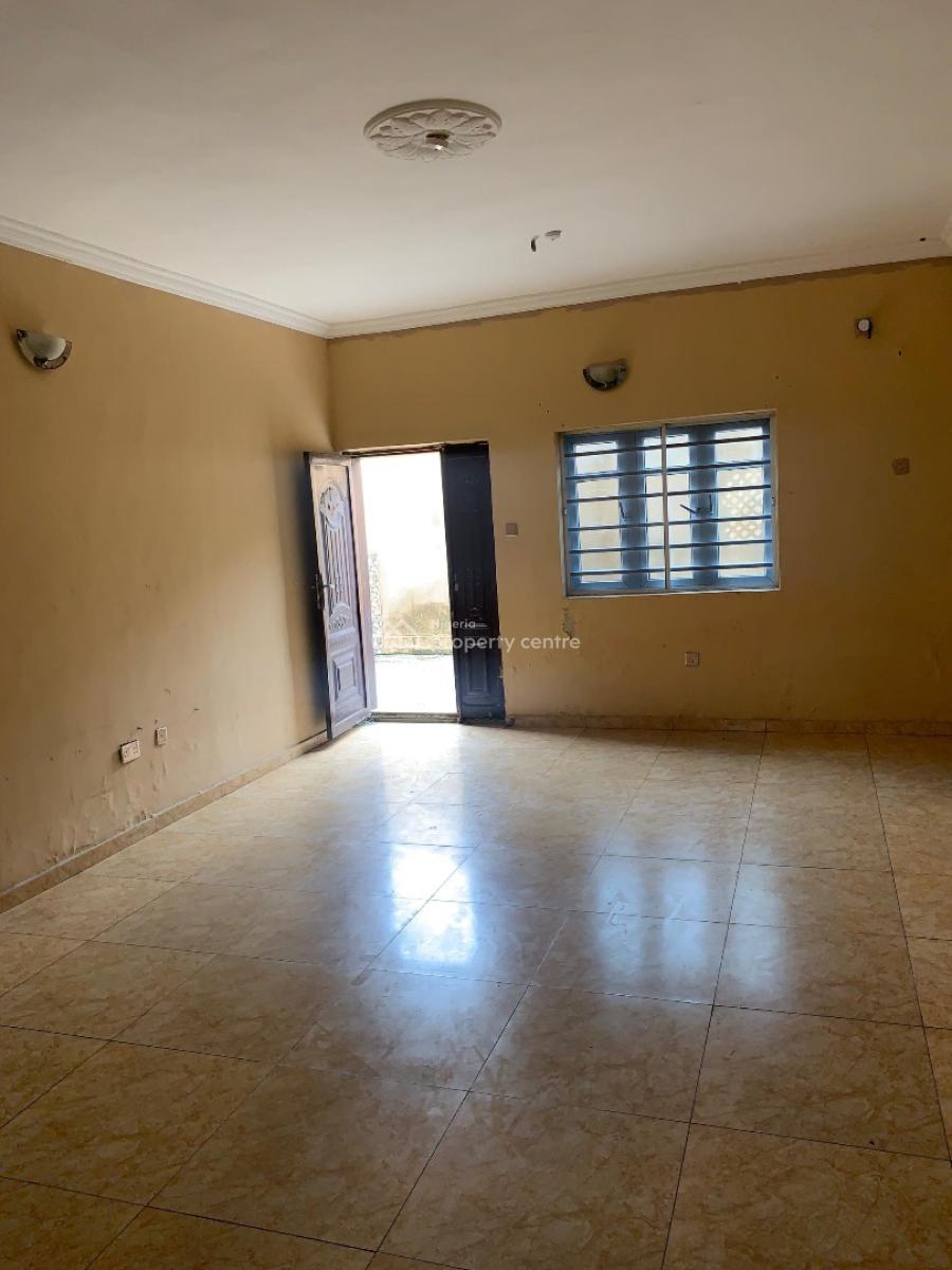 3 Bedrooms and Parlour, Okun-ajah Road, Okun-ajah, Ajah, Lagos, Flat / Apartment for Rent