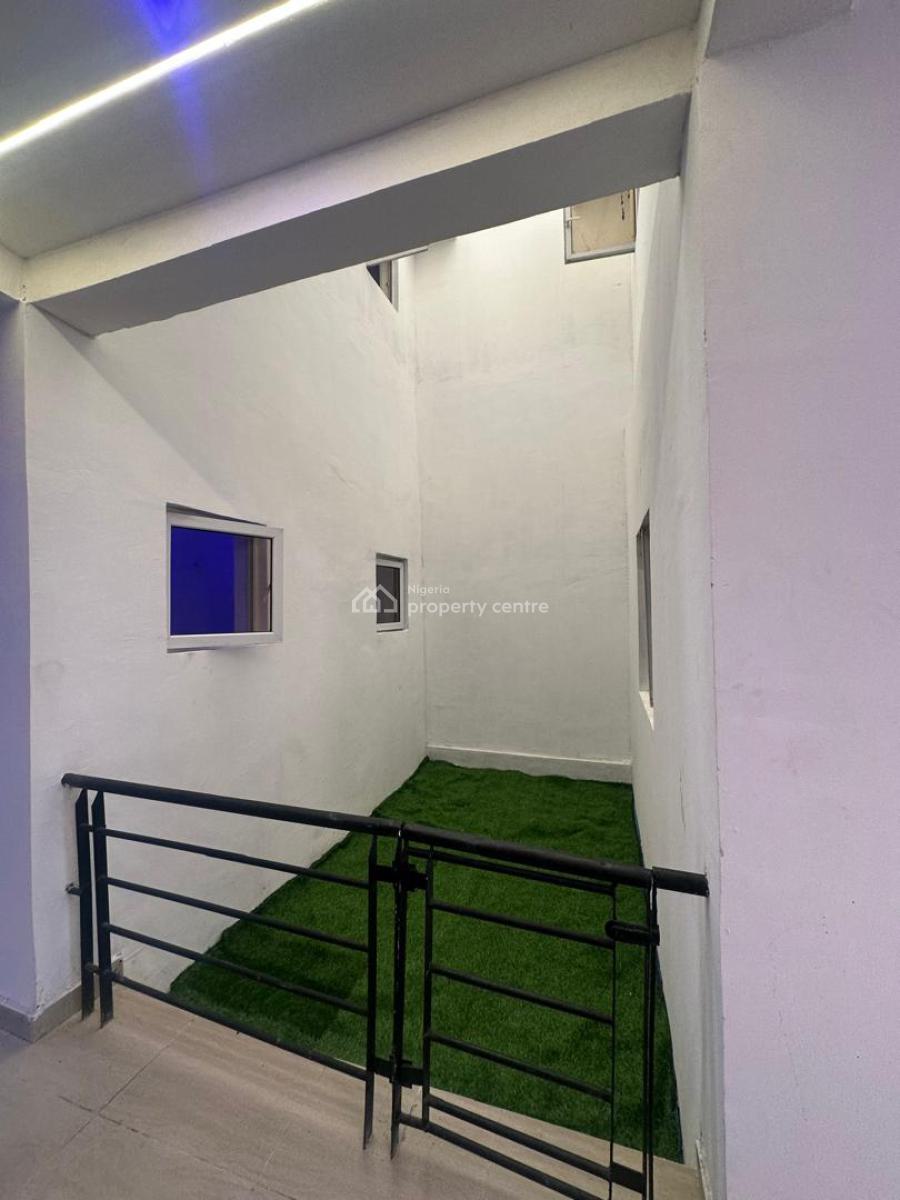 Super Spacious Self Compound 4 Bed Terrace  Duplex + Massive Bq, Ikota, Lekki, Lagos, Terraced Duplex for Sale